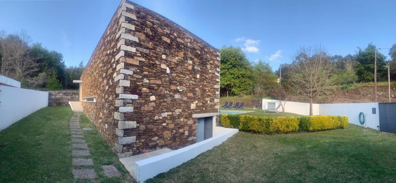 Villa Do Val Seixas - Piscina Privada Exterior foto